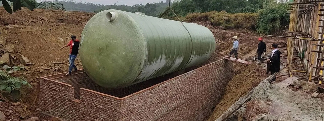 莱城化粪池吊装